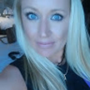 Meet your Posher, Steph